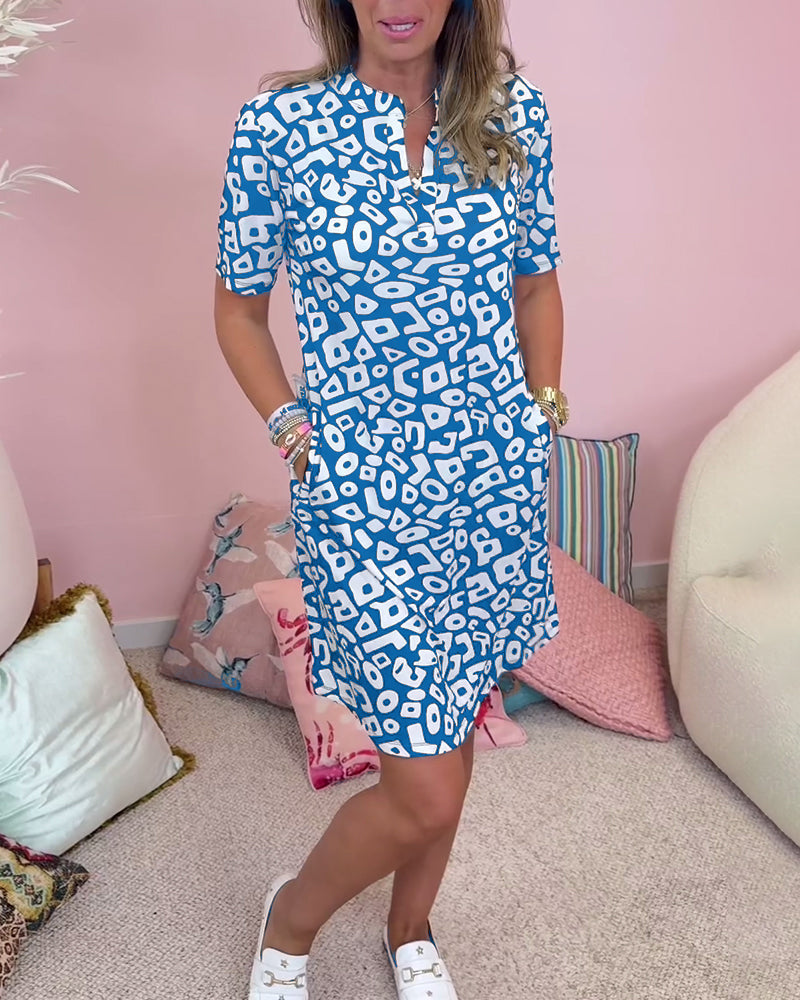 Vera™ | Printed Dress with V-Neck and Pockets