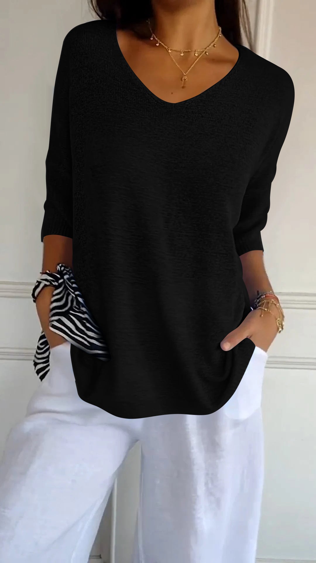 Anna™ | V-Neck Knit Top