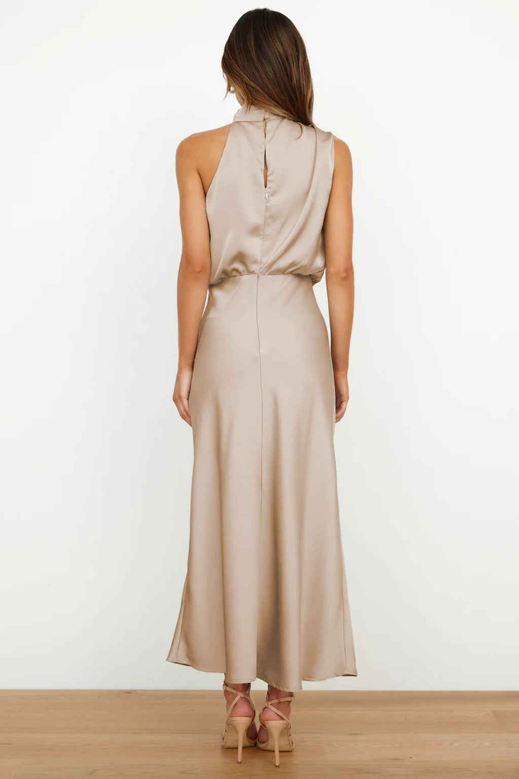 Valeria™ | Satin Maxi Dress with Halter Neck
