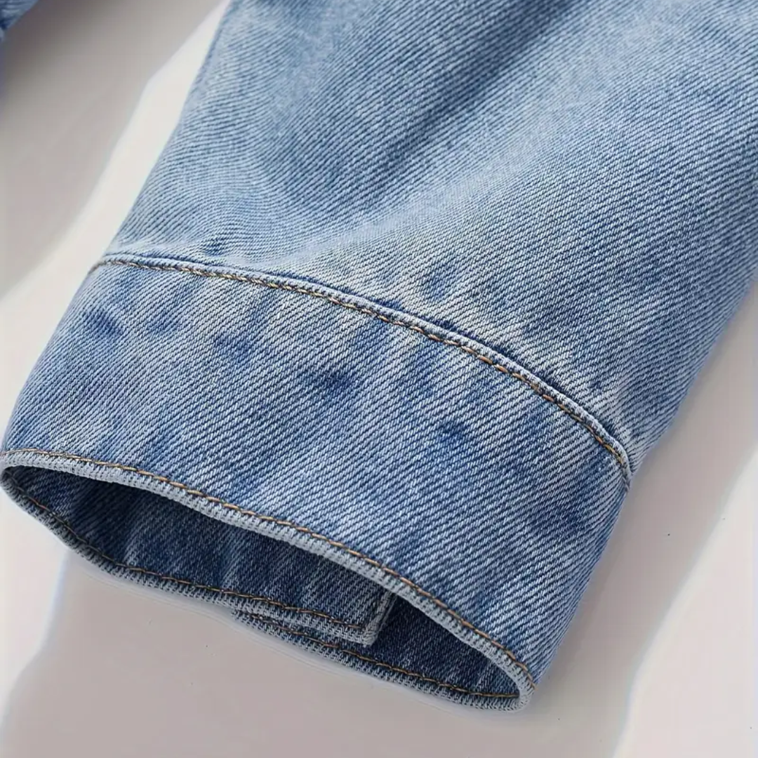Alfred – Classic Light Wash Denim Jacket