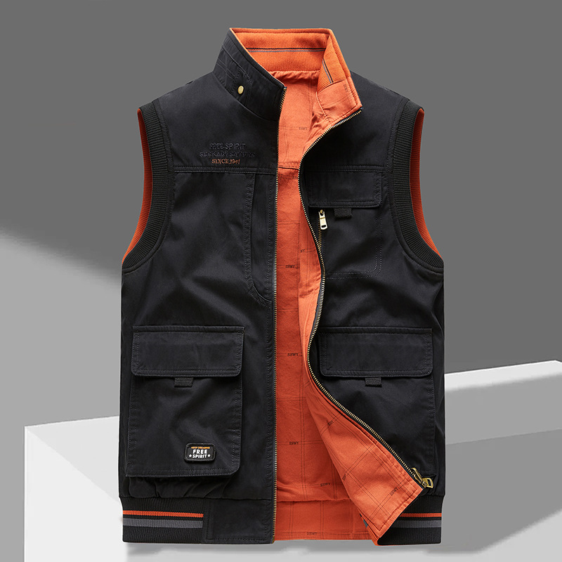 George - Sleeveless Gilet With Multi Pocket