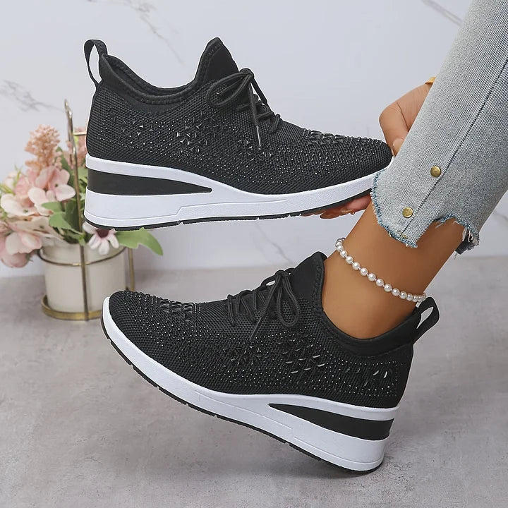 Sarah - Fashionable Orthopedic Sneakers