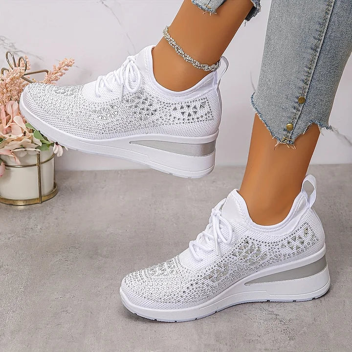 Sarah - Fashionable Orthopedic Sneakers