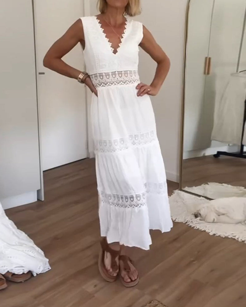 Kim | Lace Dress with V-Neckline (Almost Sold Out)