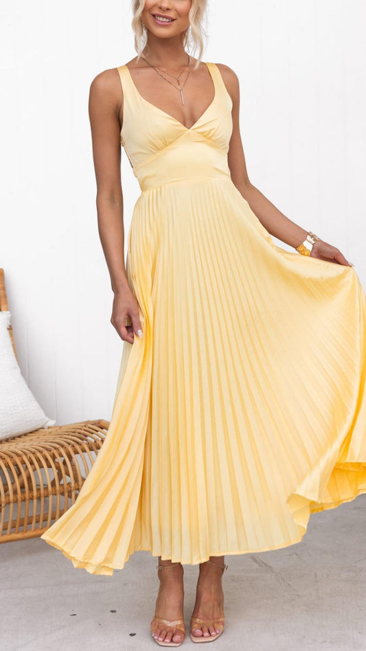 Abby – Yellow Pleated V-Neck Maxi Dress